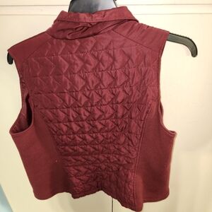 Christopher and Banks Vest Burgundy Size Large